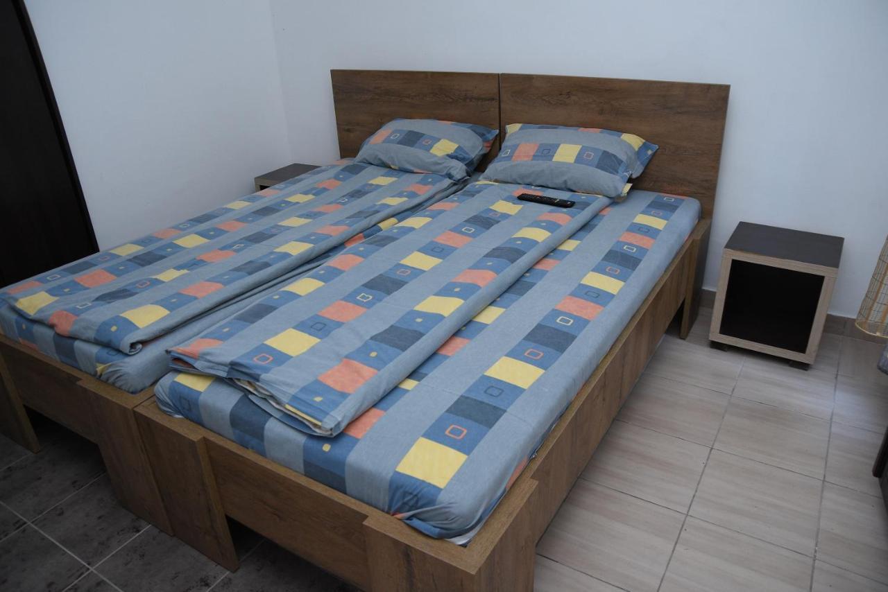 Mm Narcis Bed and Breakfast Vlasina Rid Εξωτερικό φωτογραφία