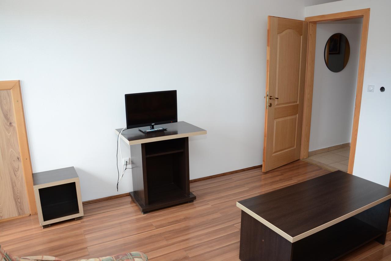 Mm Narcis Bed and Breakfast Vlasina Rid Εξωτερικό φωτογραφία