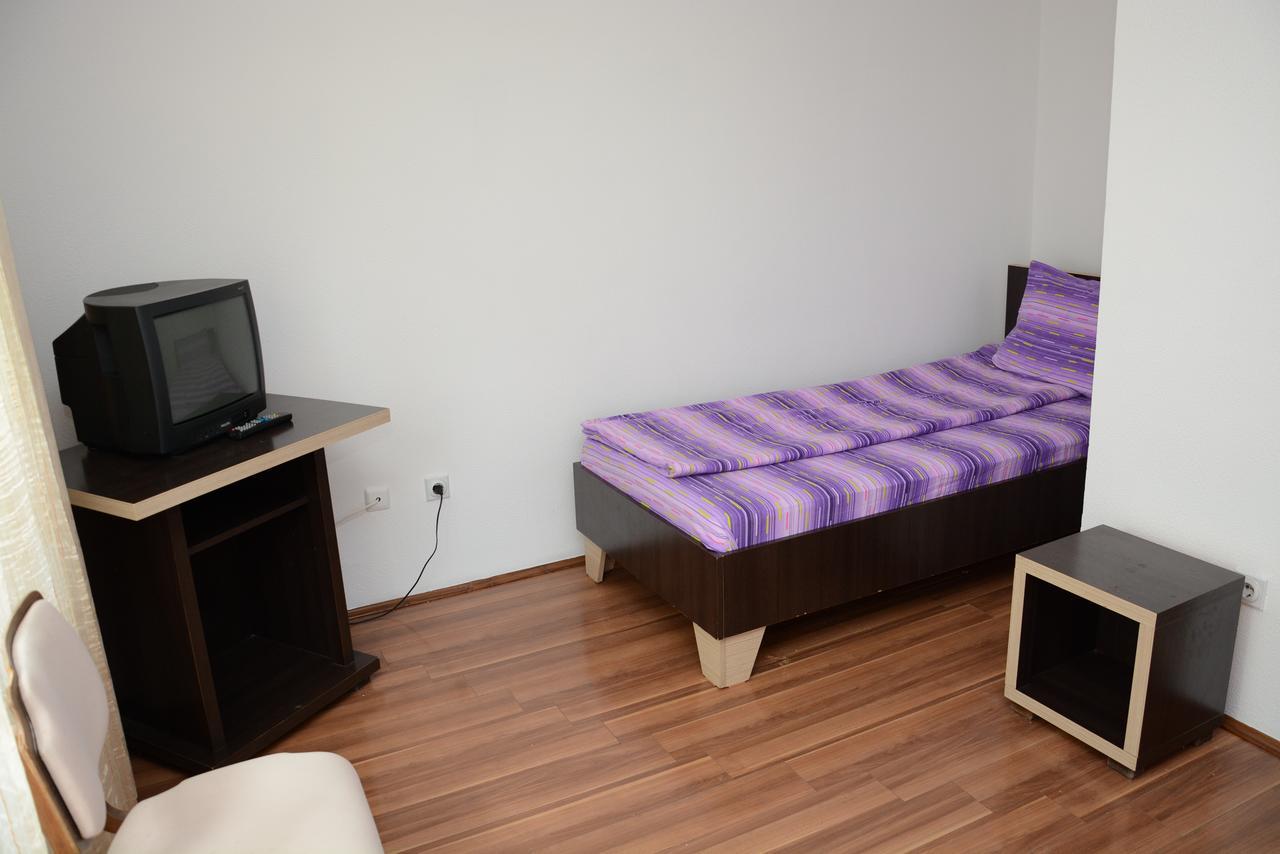 Mm Narcis Bed and Breakfast Vlasina Rid Εξωτερικό φωτογραφία