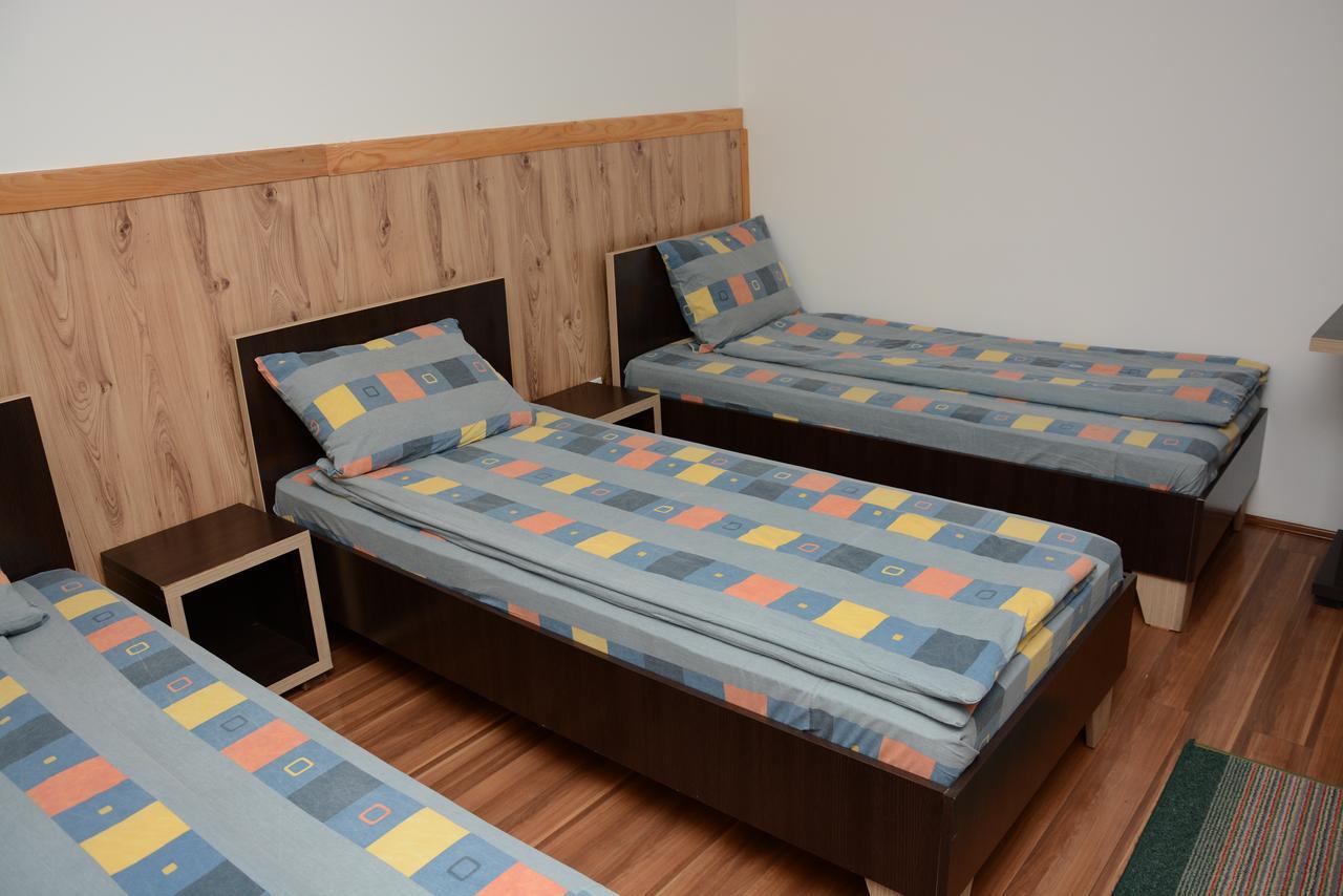 Mm Narcis Bed and Breakfast Vlasina Rid Εξωτερικό φωτογραφία