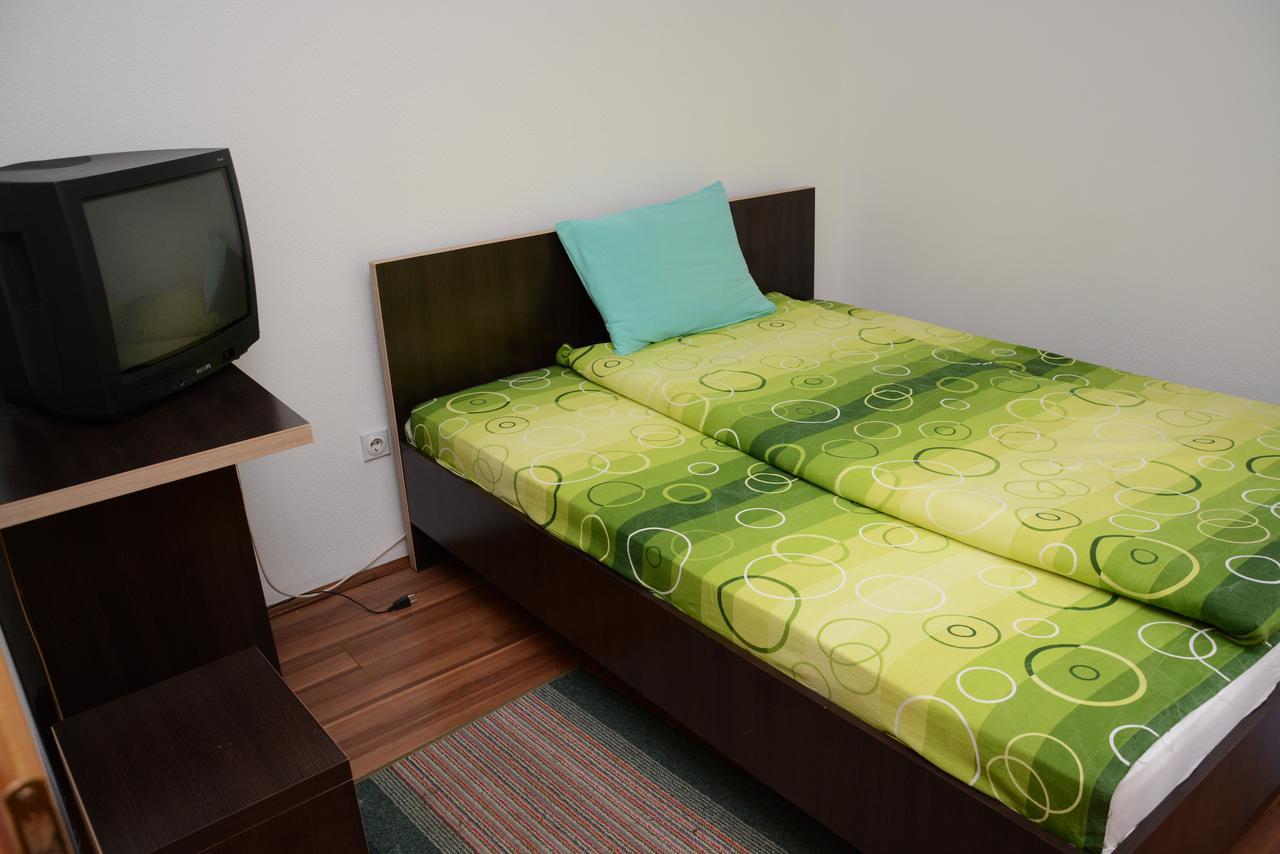 Mm Narcis Bed and Breakfast Vlasina Rid Εξωτερικό φωτογραφία