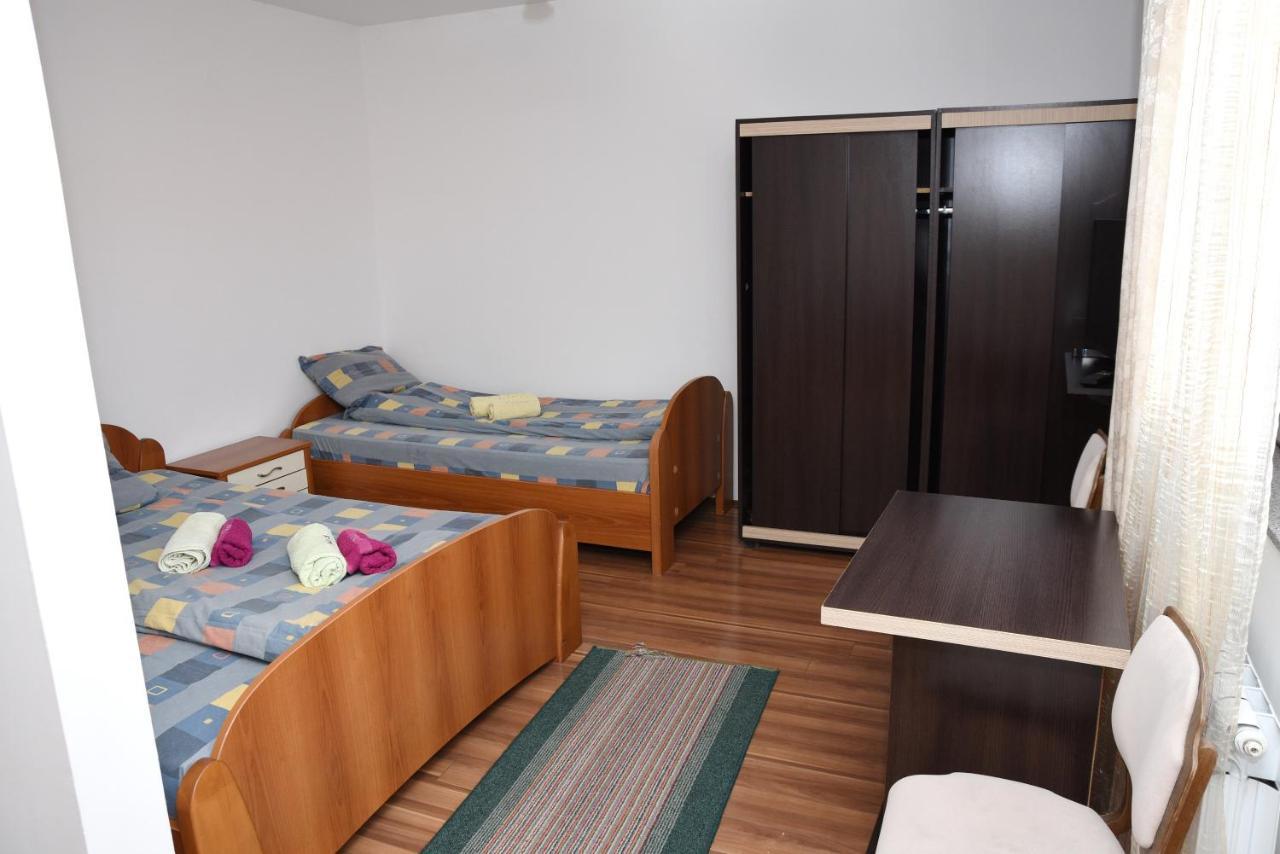 Mm Narcis Bed and Breakfast Vlasina Rid Εξωτερικό φωτογραφία