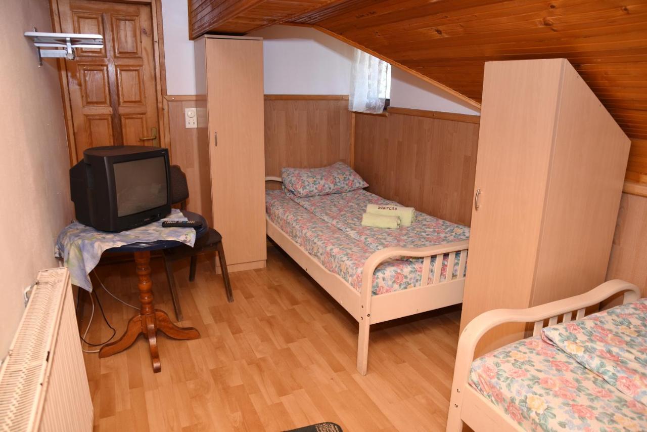 Mm Narcis Bed and Breakfast Vlasina Rid Εξωτερικό φωτογραφία